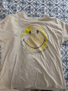 Aerie Smiley Tshirt